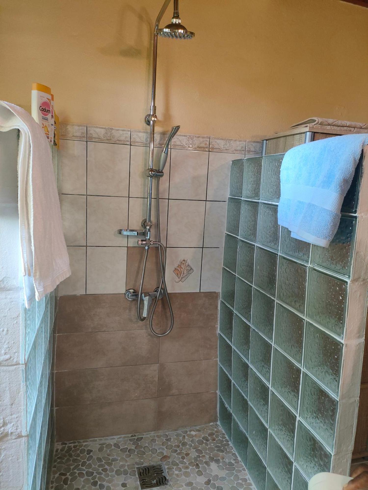 شقة Bromelias لو روبرت المظهر الخارجي الصورة